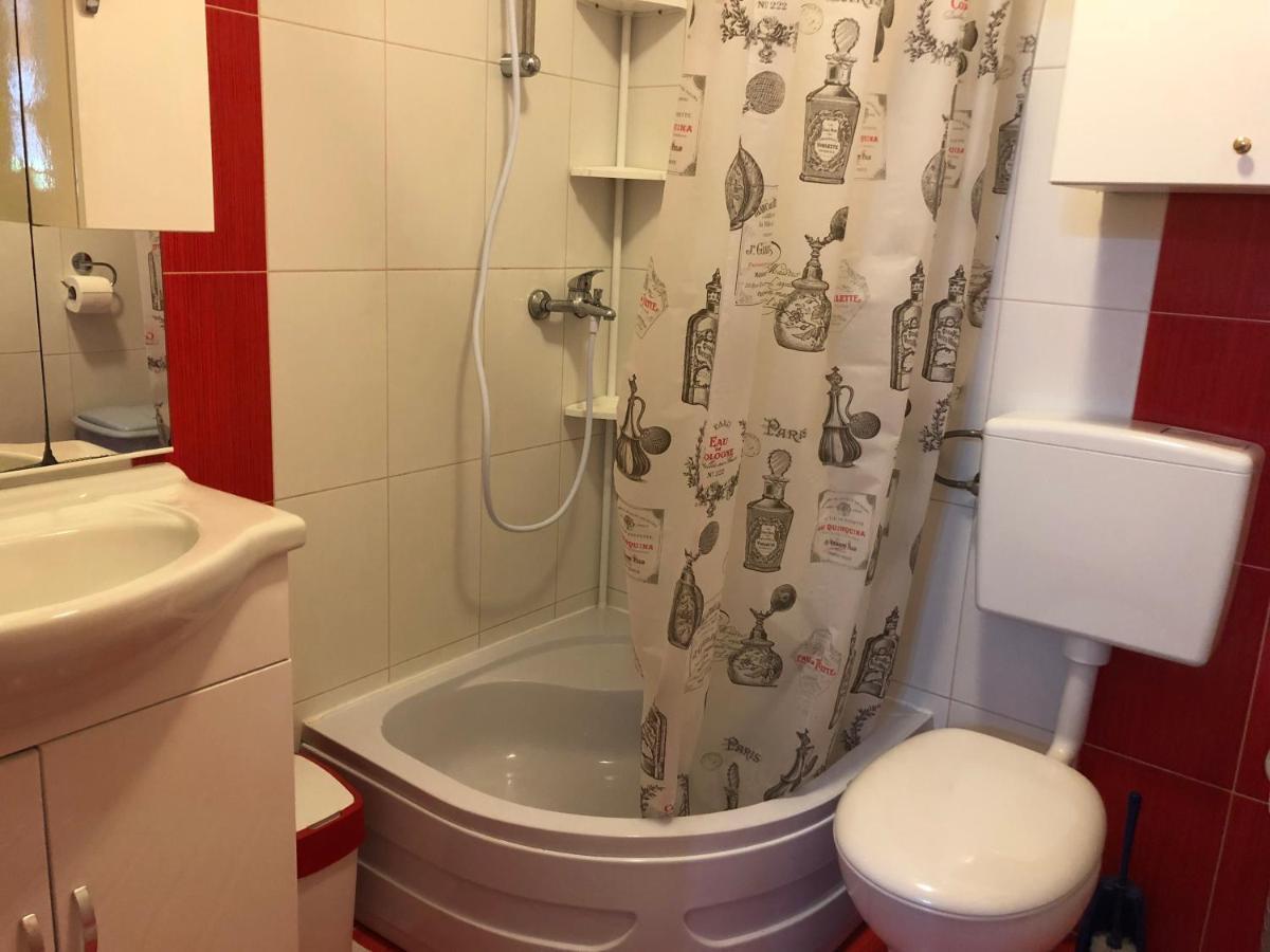 דירות Apartman Luka ויר מראה חיצוני תמונה