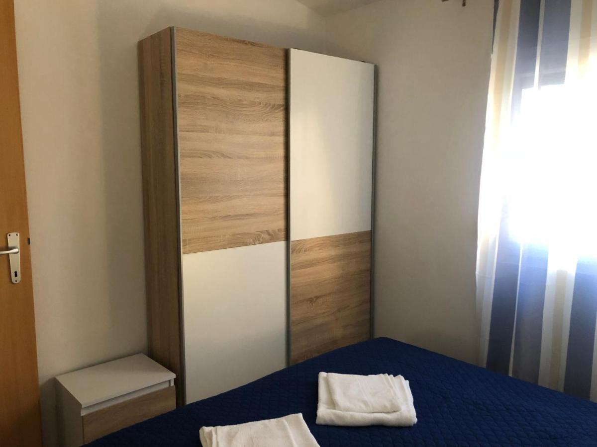 דירות Apartman Luka ויר מראה חיצוני תמונה
